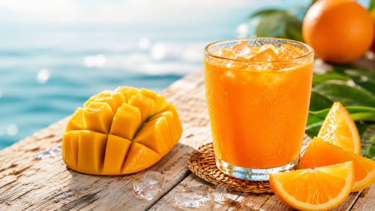 Bevanda Fresca a Base di Carota, Mango e Arancia: Il Mix Naturale Perfetto per l’Estate